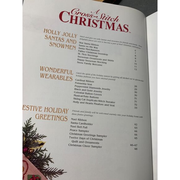 Better Homes & Gardens Cross Stitch Christmas book - Picture 4 of 12